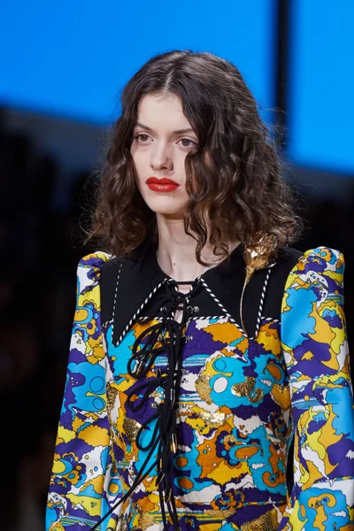 Look 101